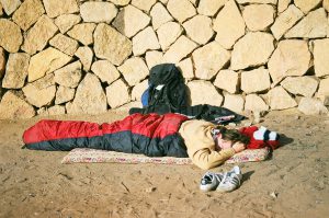Israel_2_021_Sleeping_Rucksack-Tourist